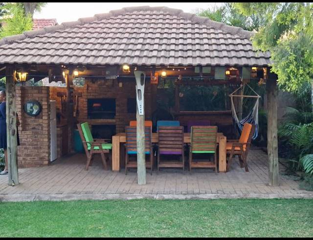 3 BEDROOM HOUSE FOR SALE IN SUIDERBERG